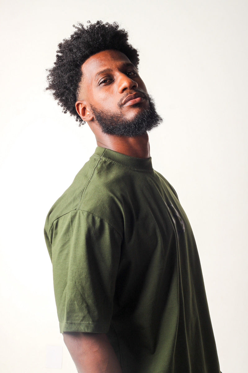 Camiseta Oversized Buly Classic Army Green Logo Black